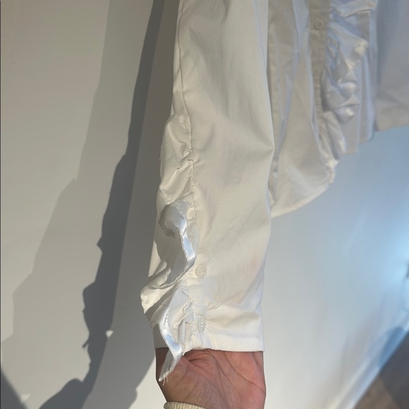 Elegant White Ruffle Blouse - Picture 3 of 6